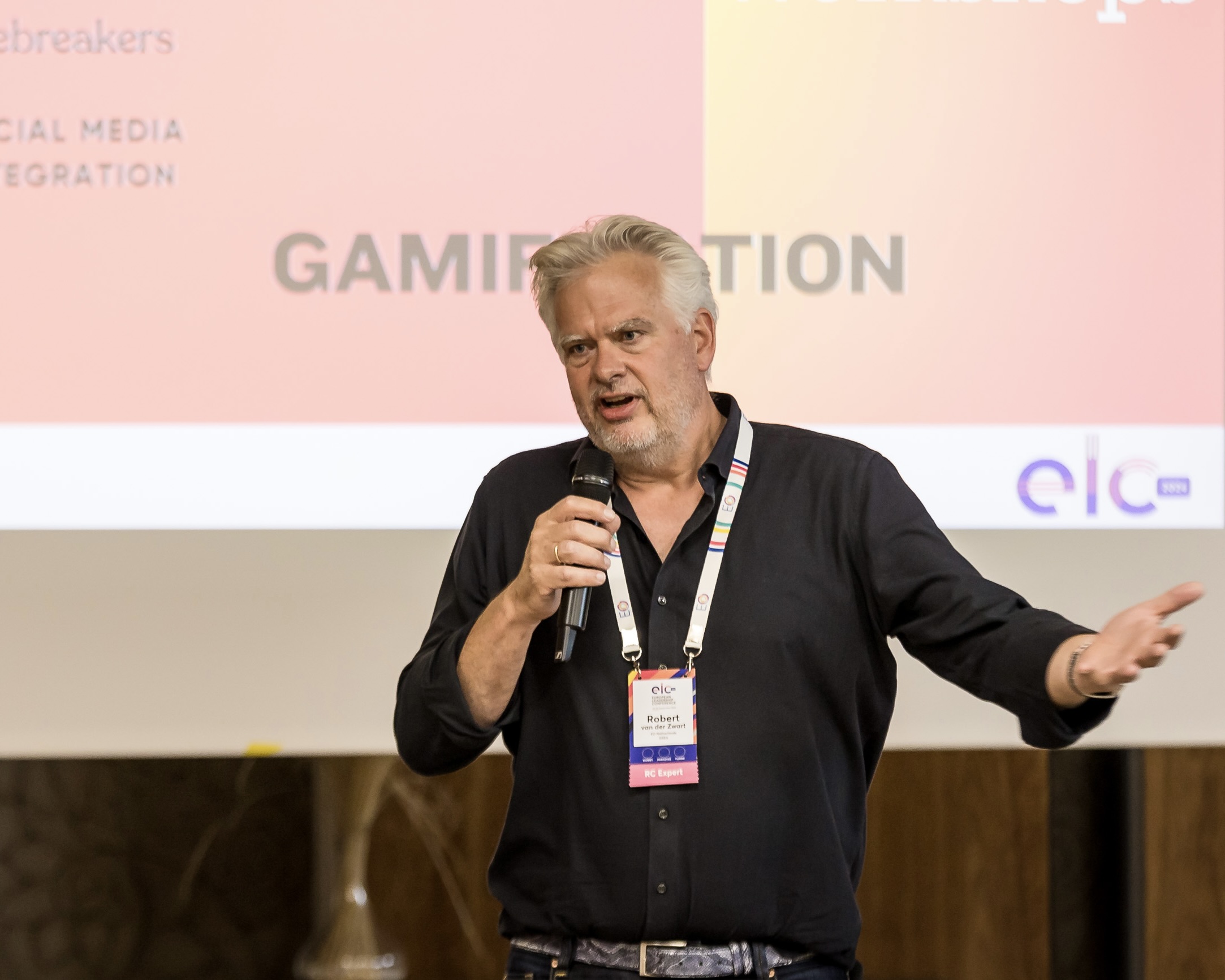 Robert van der Zwart leading innovation workshop